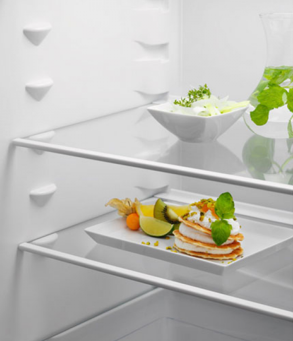 Встраиваемый холодильник Electrolux ERD6DE18S4 в магазине «На диване» в Самаре  — Выгодная цена