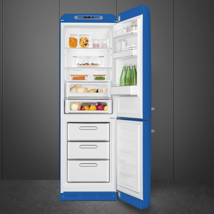Холодильник Smeg FAB32RBE6 в магазине «На диване» в Самаре  — Выгодная цена